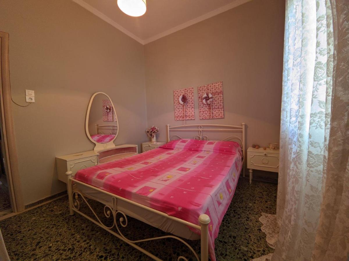Μοντέρνα Εξοχική Κατοικία Στην Κωμη Komi  Buitenkant foto